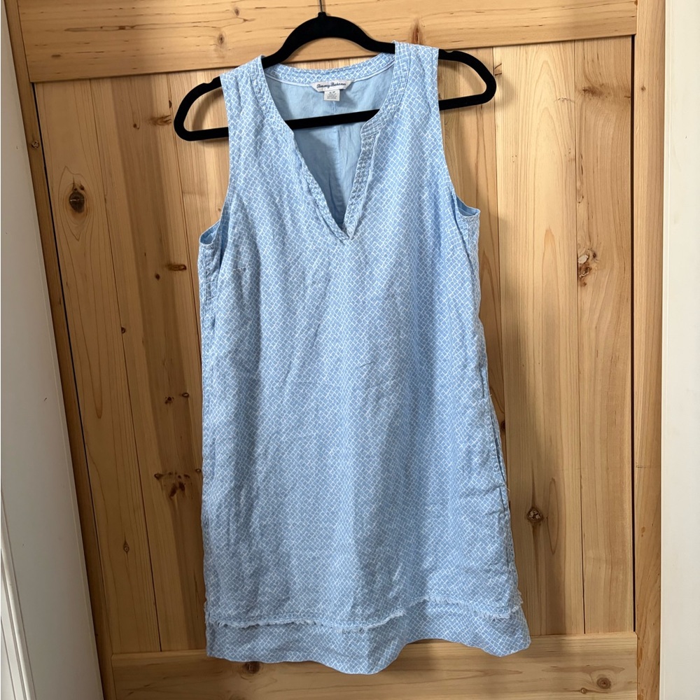 Tommy Bahama Light Blue Patterned Top
